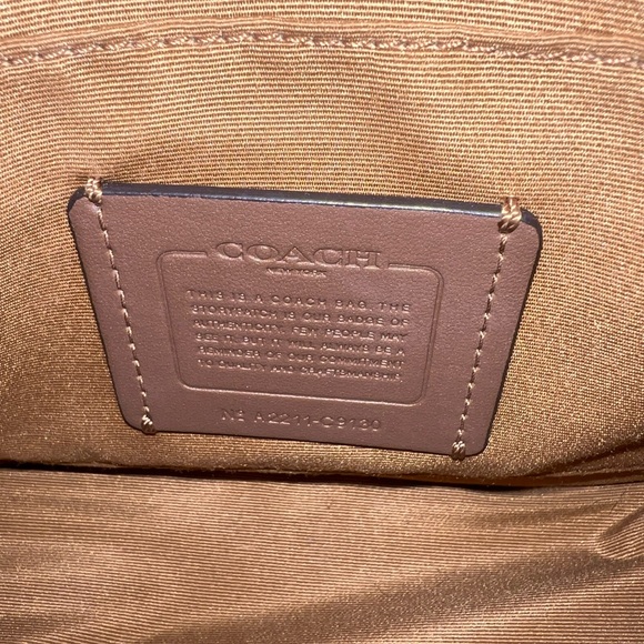 Authentic Coach Colourblock Saddle Bag - Picture 7 of 7